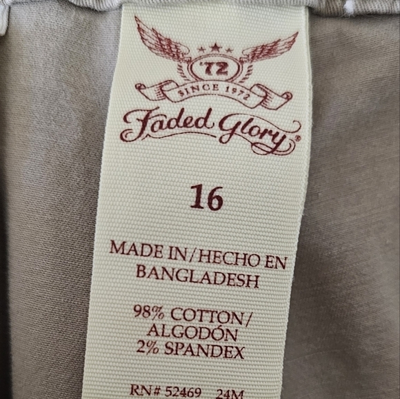 Faded Glory Tan-Khaki Chino Bermuda Shorts 16 - Picture 2 of 6